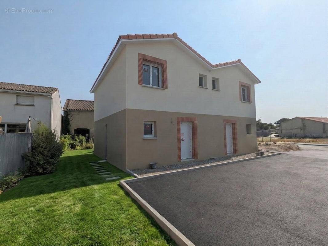 Maison à SAINT-JORY