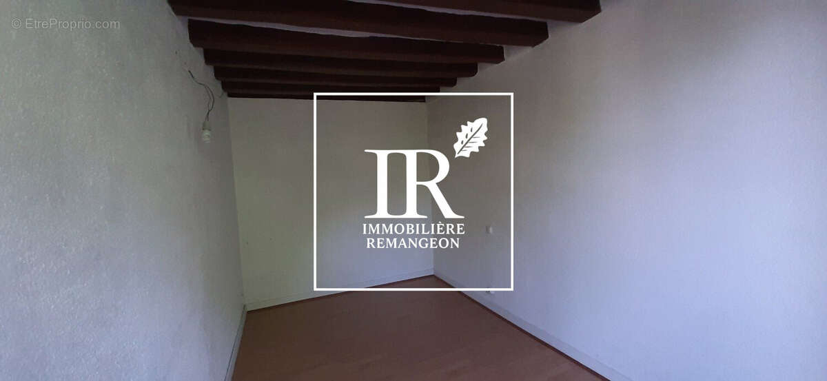 Maison 127 m² à Chaumont-Sur-Tharonne  - photo 8