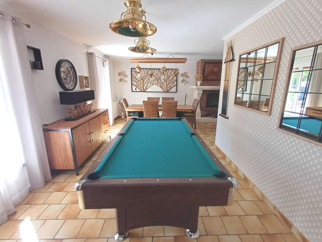 Maison à ARQUES-LA-BATAILLE