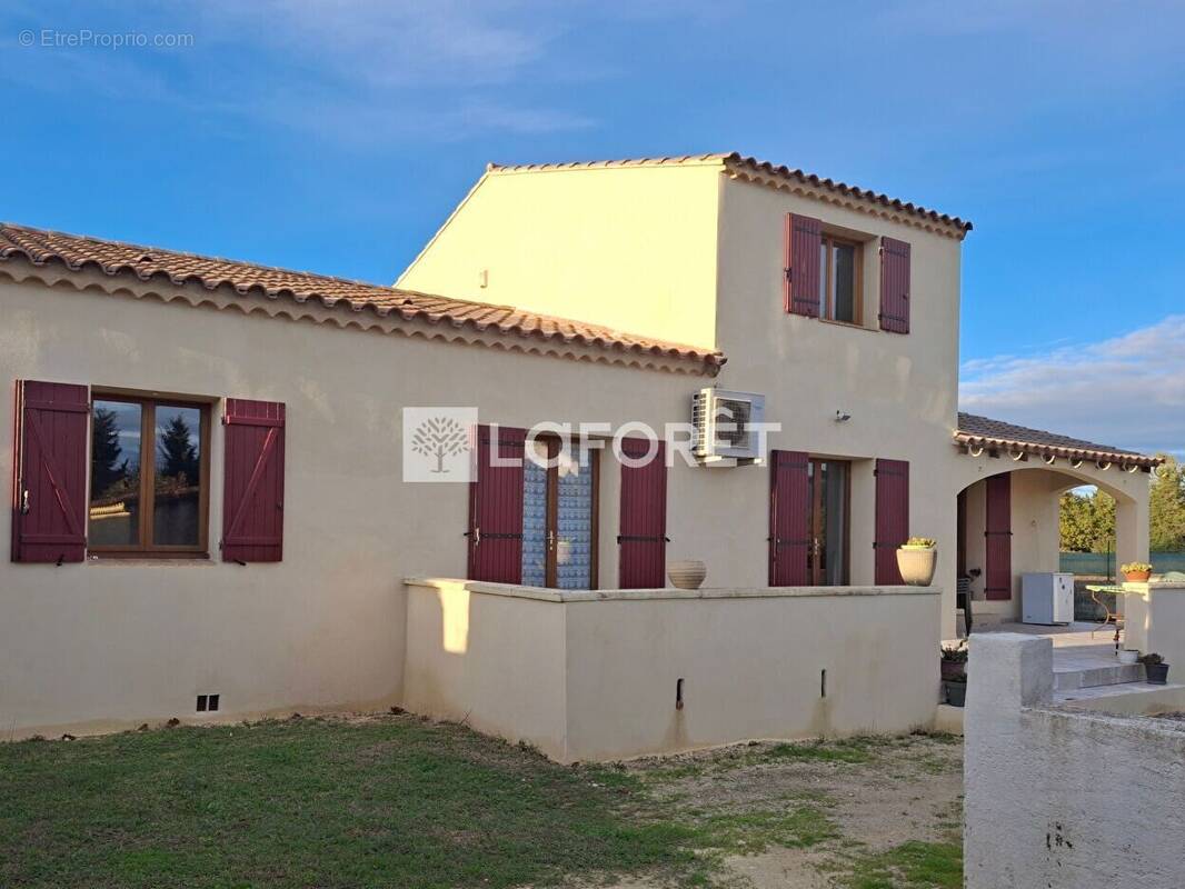 Maison à SAINT-SATURNIN-LES-AVIGNON