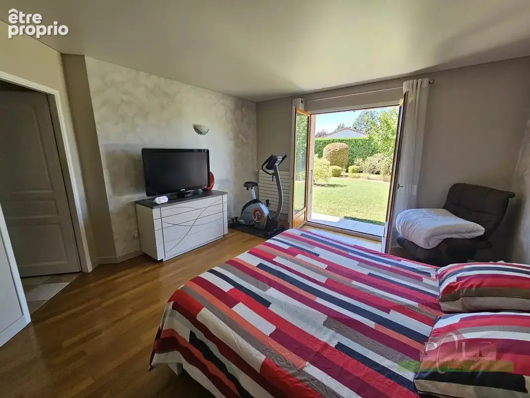 SAINT JUST CHALEYSSIN, Magnifique Villa T4 de 135 m² avec terrain de 1500 m². - photo 13