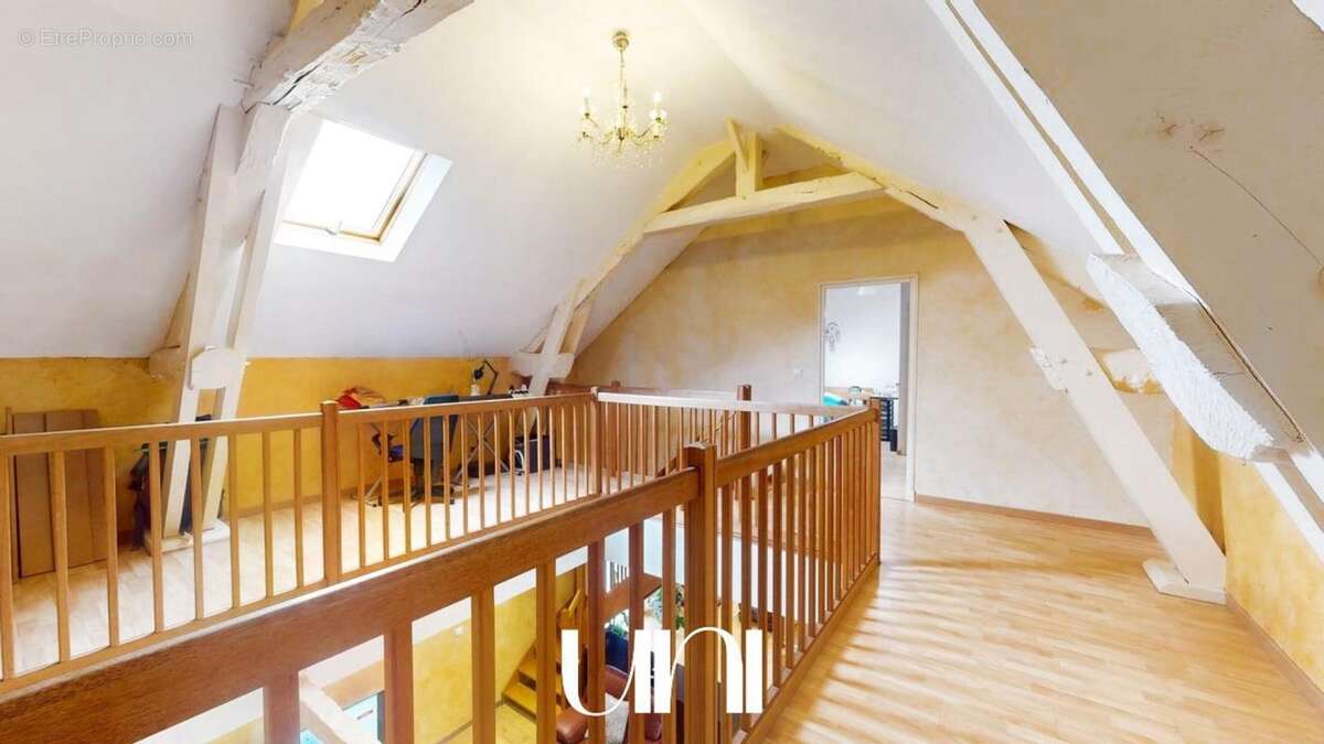 Maison à MEZIDON-CANON