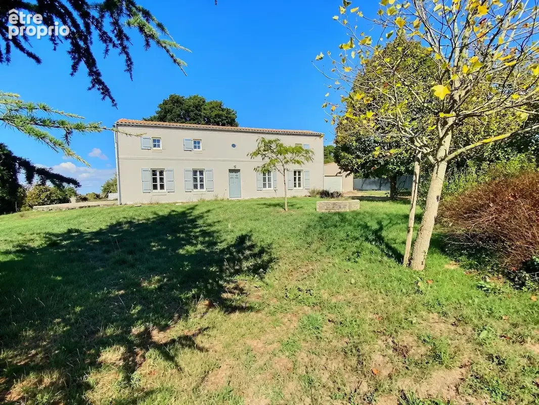 Maison familiale 4 chambres avec piscine sur 2 200 m2 de terrain - photo 14