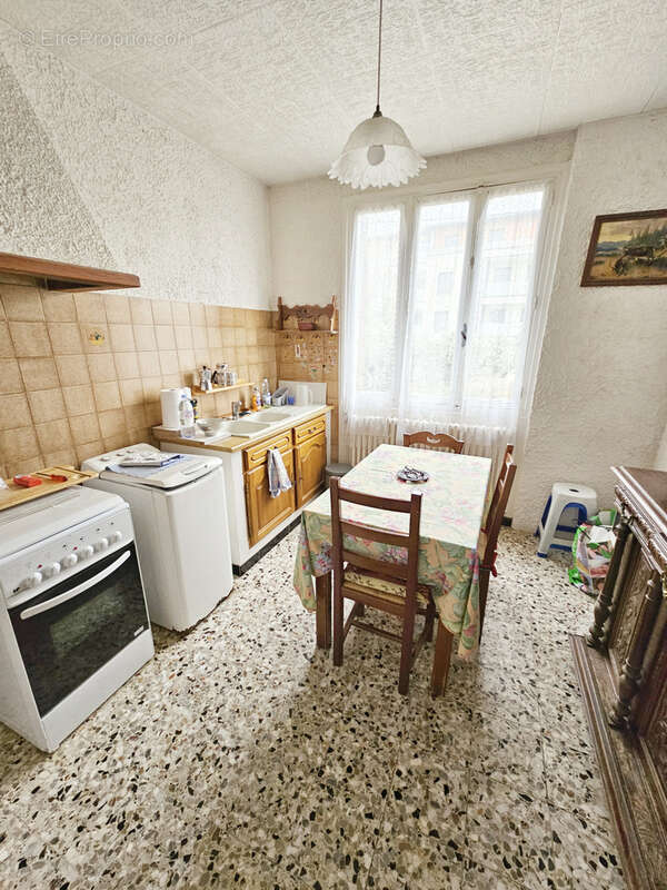 Maison à PONT-DE-CHERUY