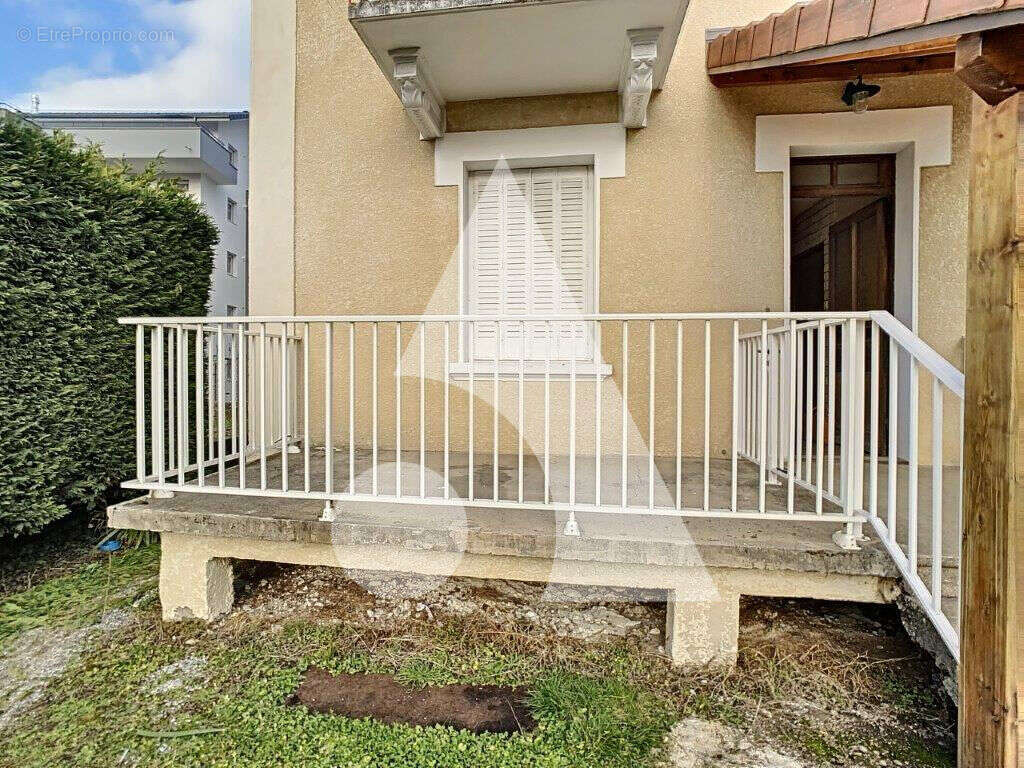 Appartement  1 pièce(s) 14.35 m2 - photo 2