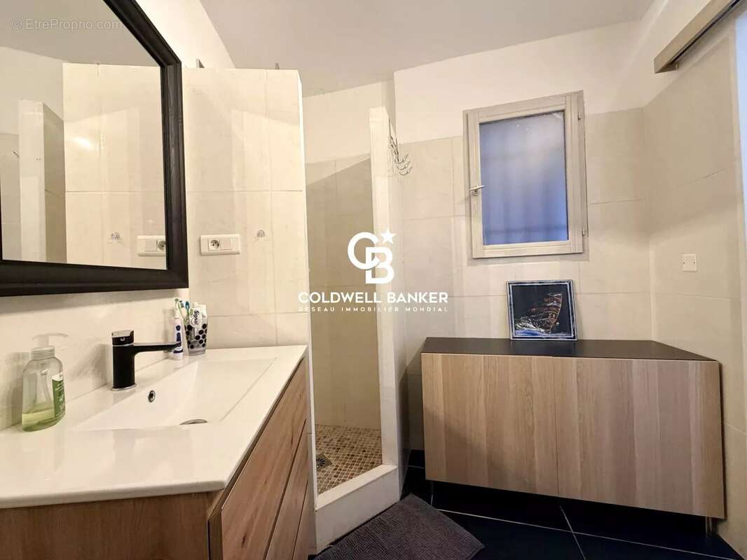Appartement à GASSIN