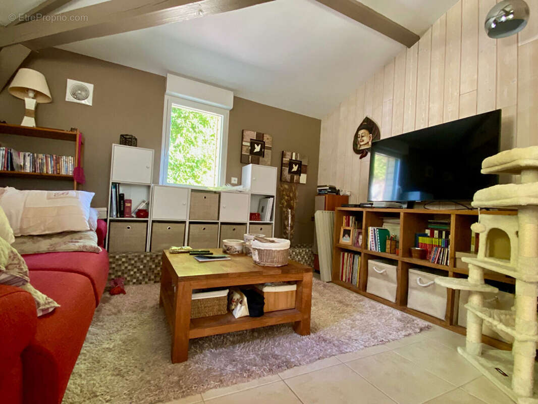 Maison à ARNIERES-SUR-ITON