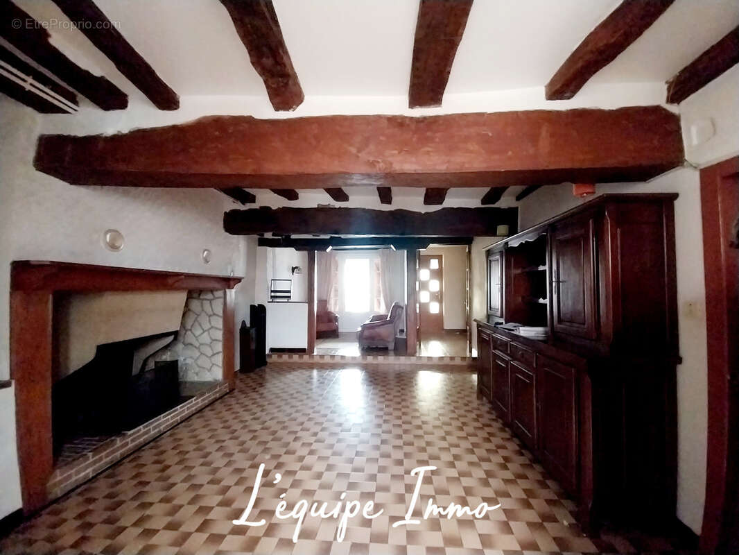 Maison à MAUVEZIN