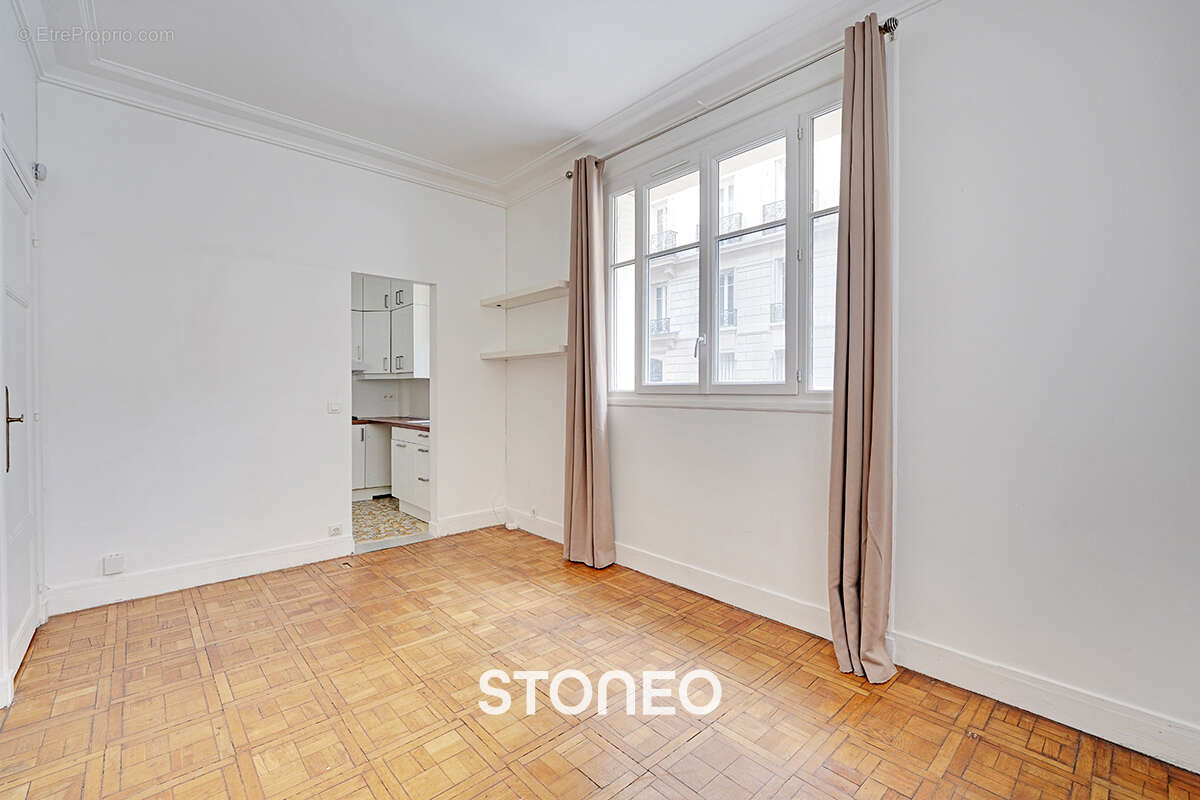 Appartement à PARIS