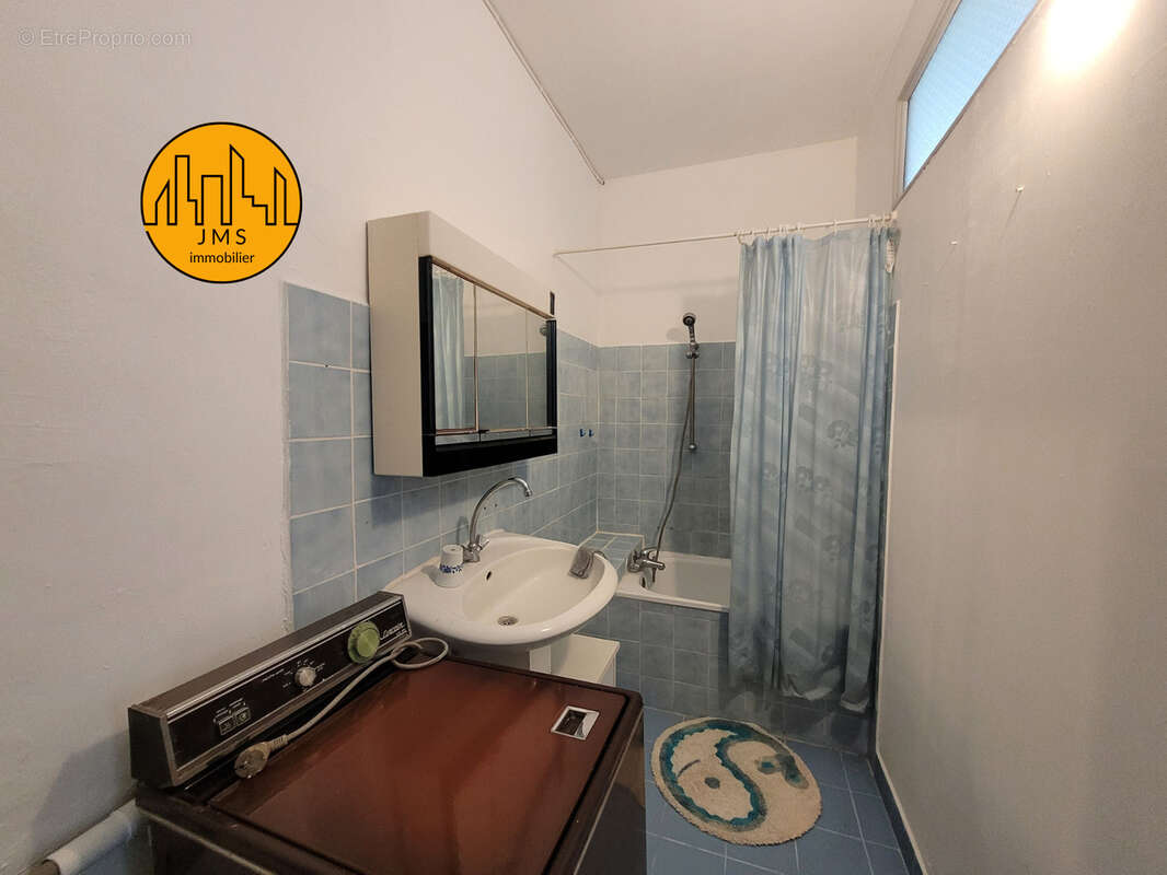 Maison à NOYANT-D&#039;ALLIER