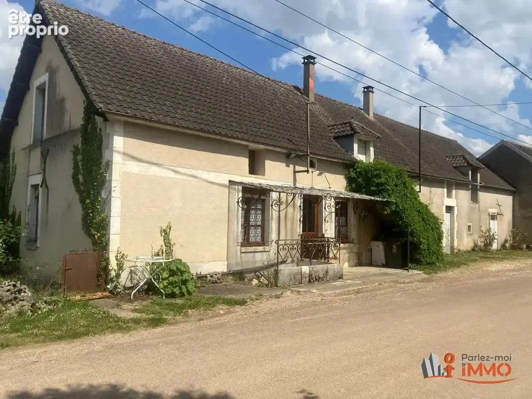 Ancienne ferme avec de grandes dépendances - photo 30