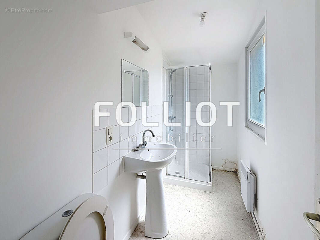 Immeuble gouville sur mer 20 pièce(s) 217 m2  9 appartements belle rentabilite possible - photo 6