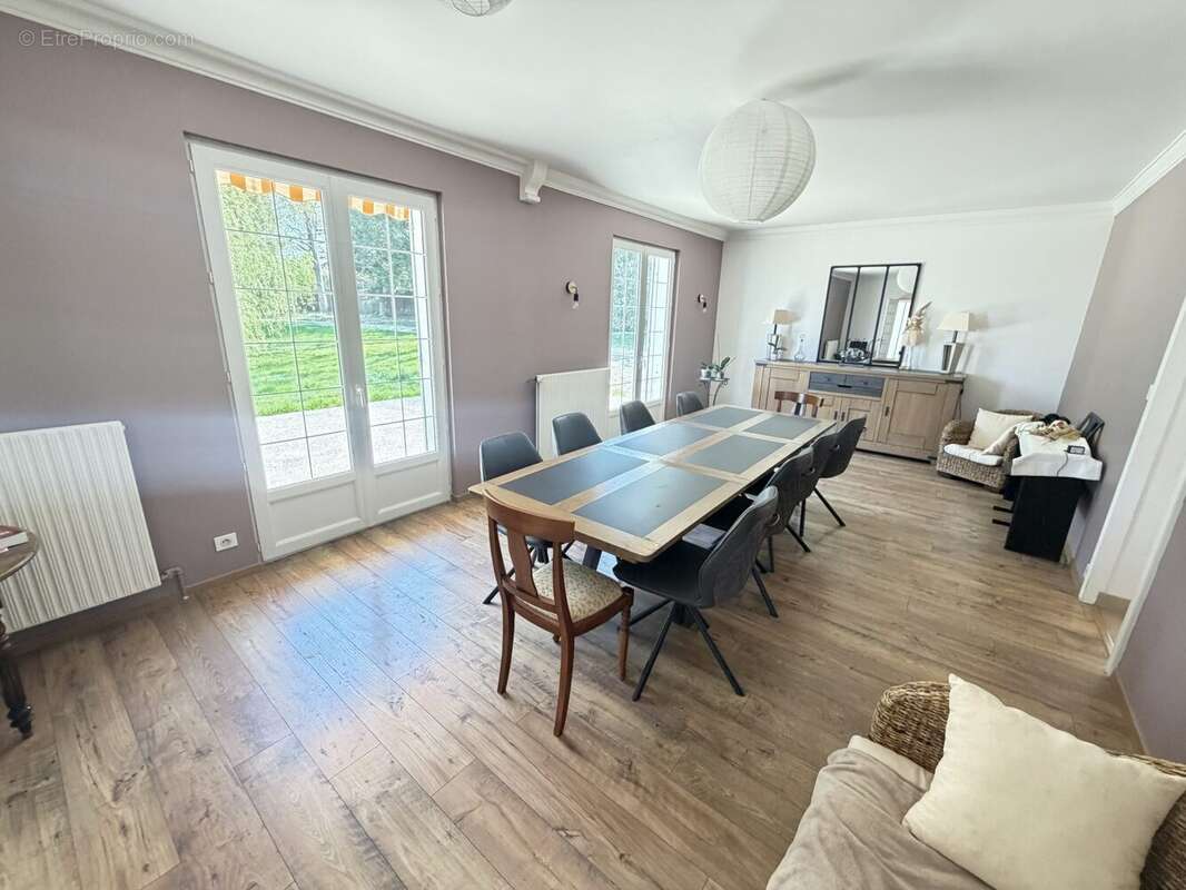 Maison à SAINT-MARTIN-SUR-OCRE