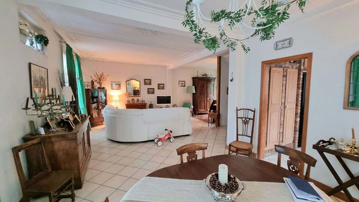 Maison à VILLEMOMBLE