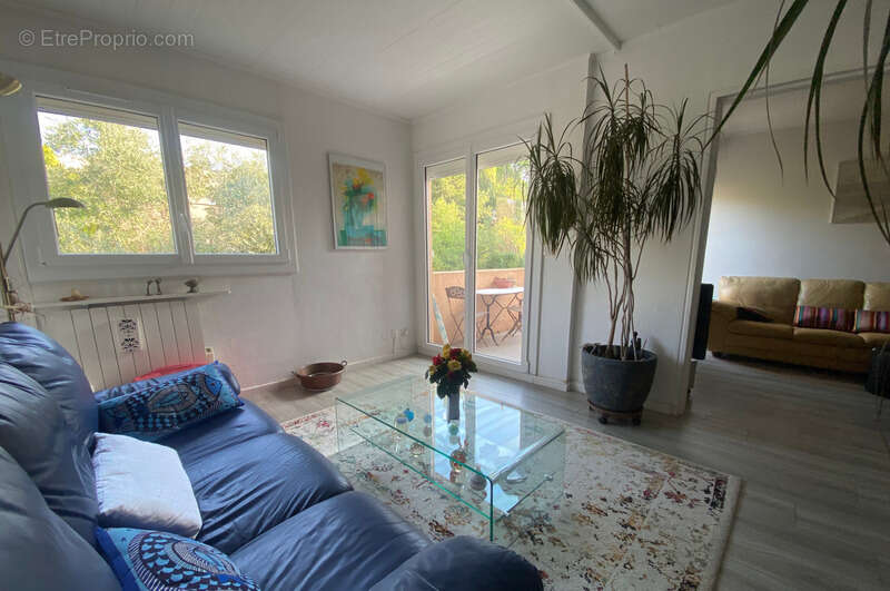 Appartement à MOUGINS