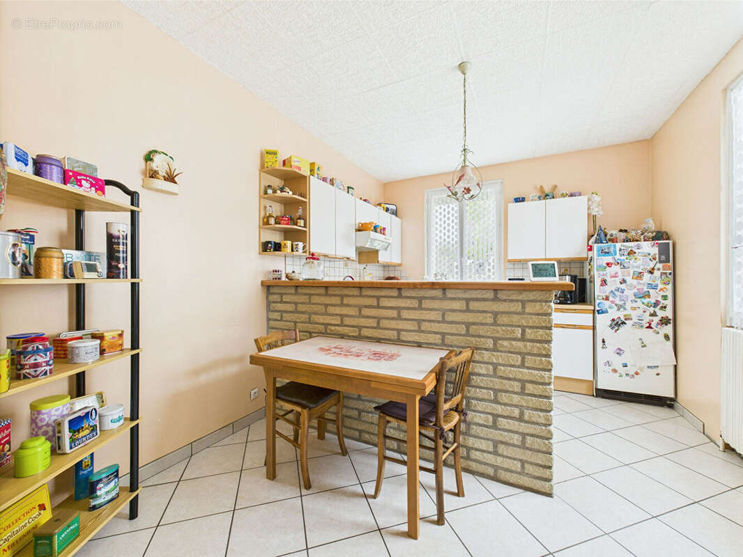 Maison à SAINT-ELOY-LES-MINES