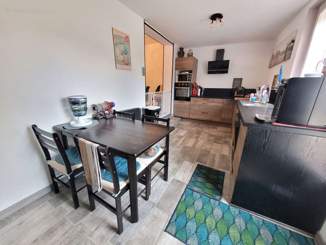 Maison à ELEU-DIT-LEAUWETTE