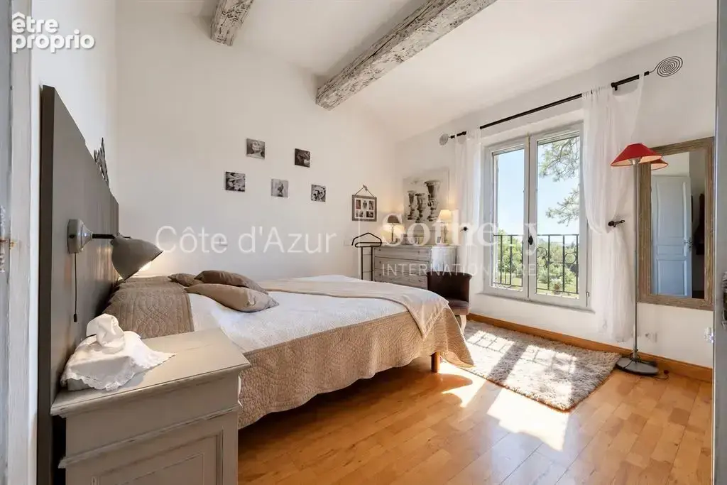 Tourrettes, bastide provençale de 196 m² avec piscine et parc de plus d’un hectare - photo 16