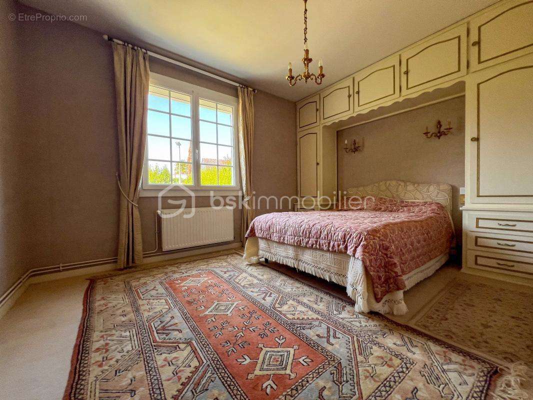 Maison à GRAND-CHAMP