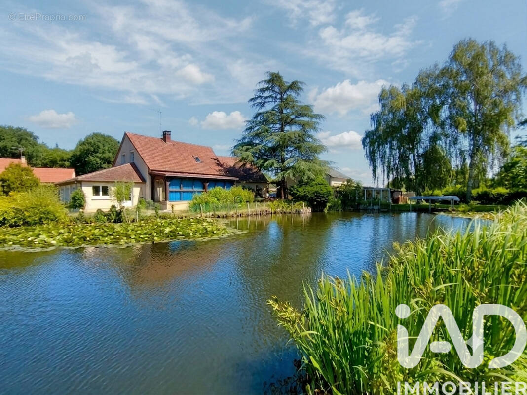 Photo 1 - Maison à THORIGNE-SUR-DUE