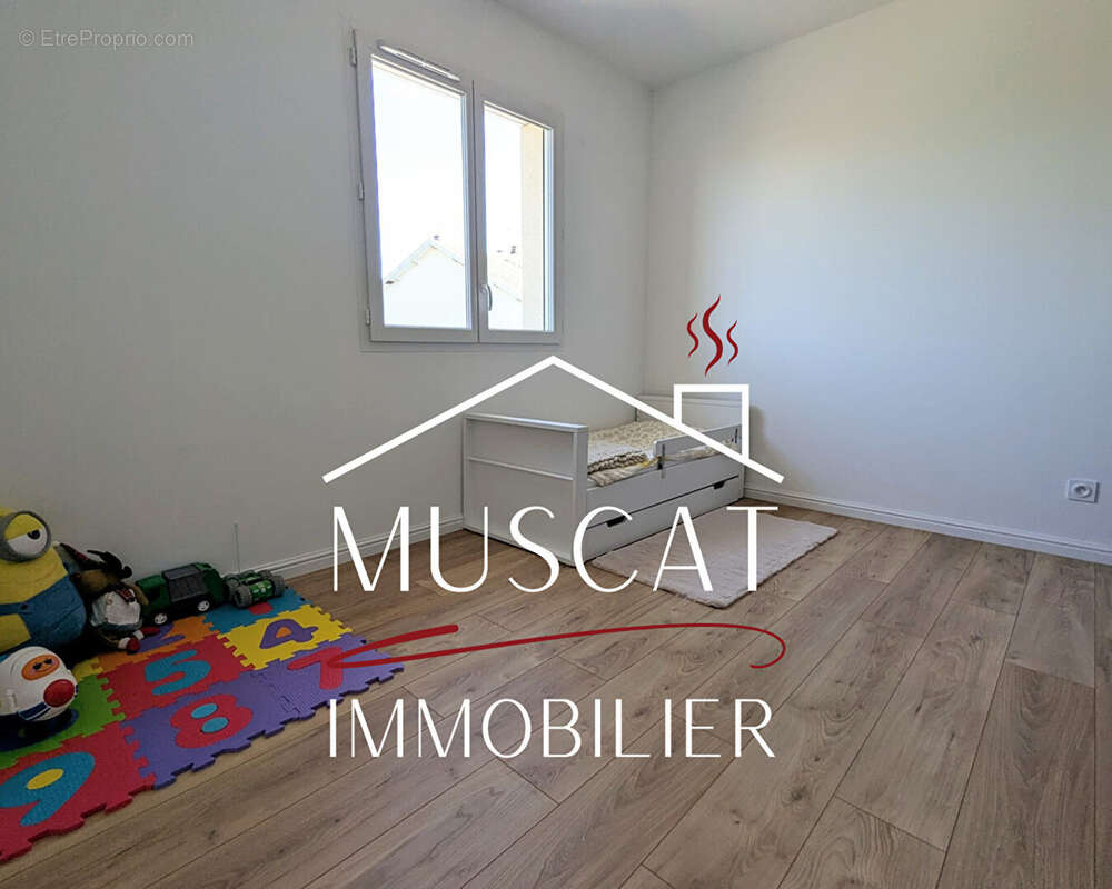 Maison à VILLEFONTAINE