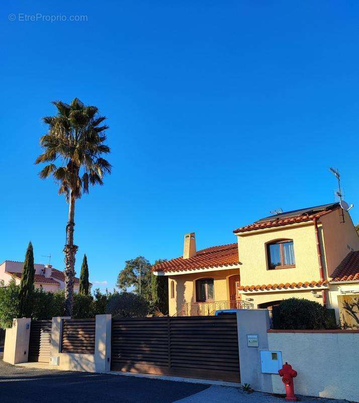 Maison à SAINT-CYPRIEN