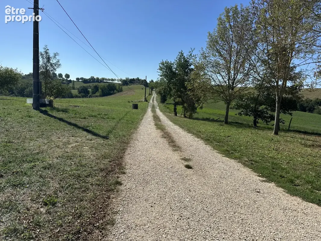 Rare fermeavec 43 ha sans voisins - photo 6