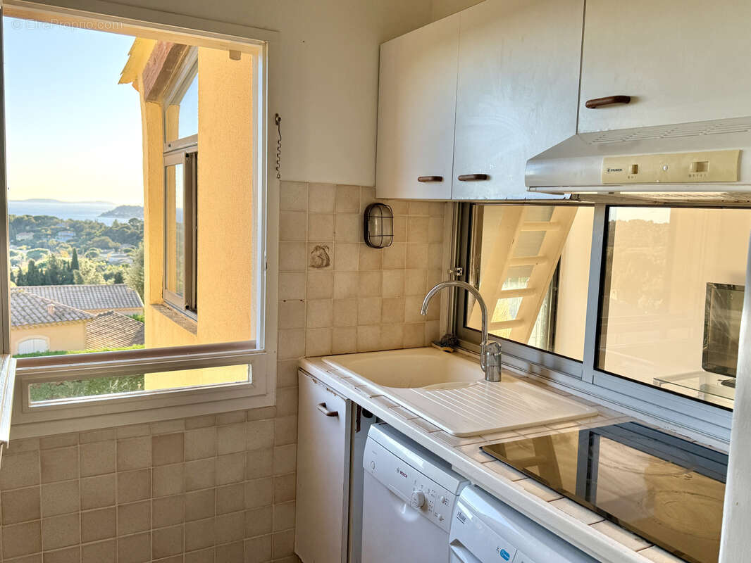 Appartement à LA CROIX-VALMER