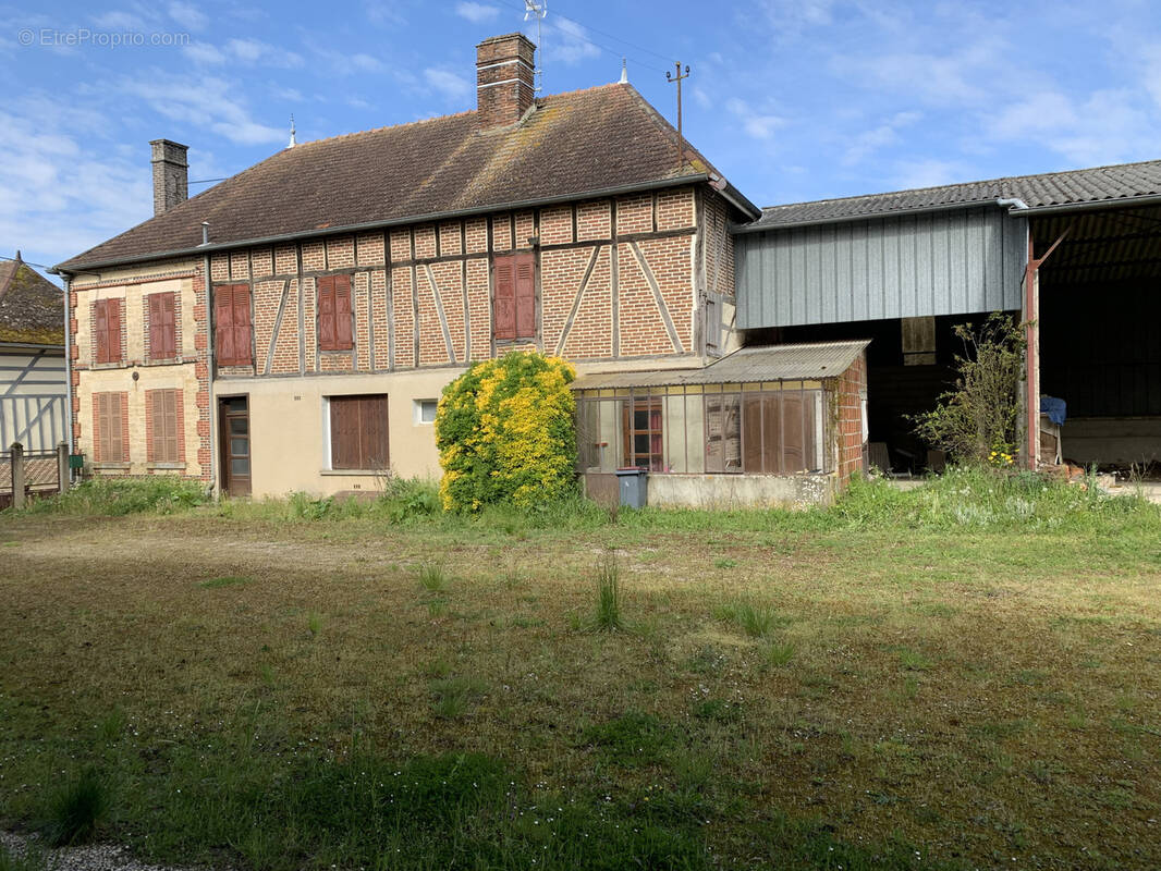 Maison à CRESANTIGNES
