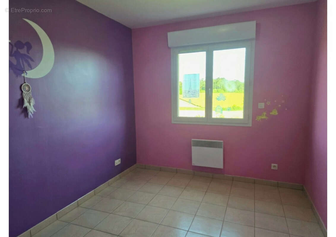 Maison à BONNES