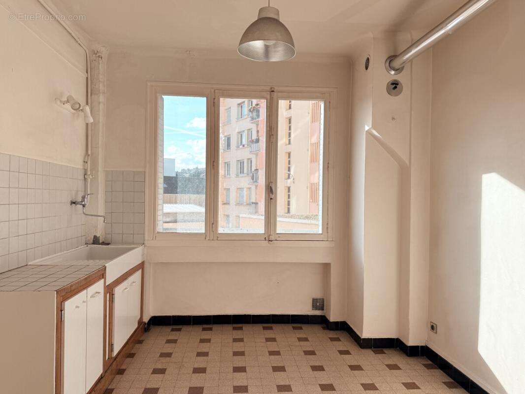 Appartement à LYON-7E