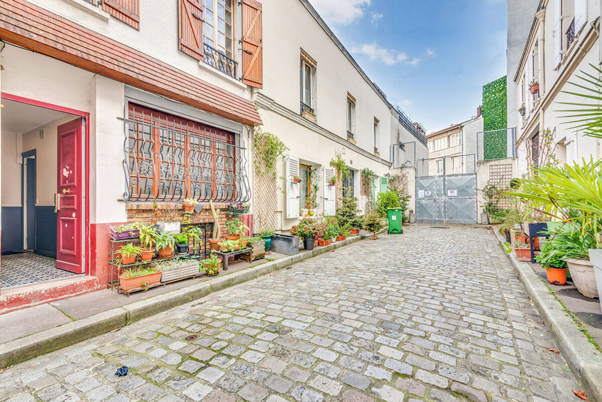 Appartement à PARIS-18E