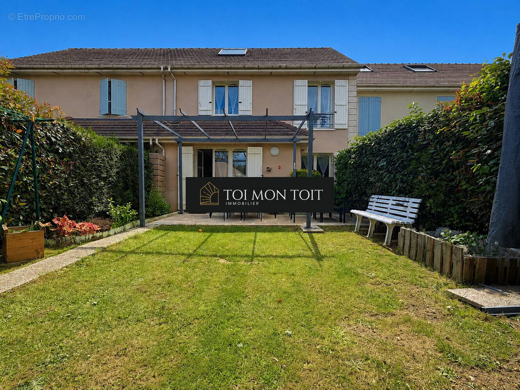 Maison à MOUSSY-LE-NEUF