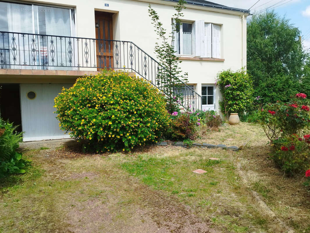 Maison à LES PONTS-DE-CE