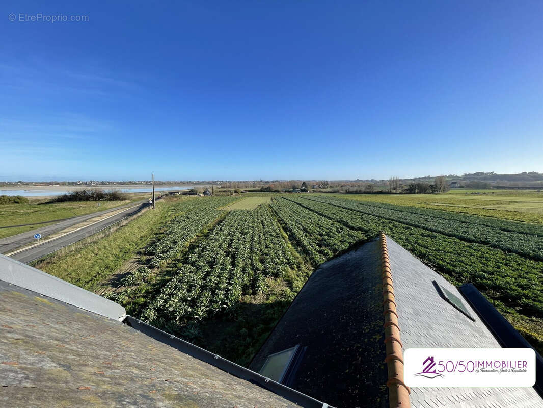 Maison à PLOUNEVEZ-LOCHRIST