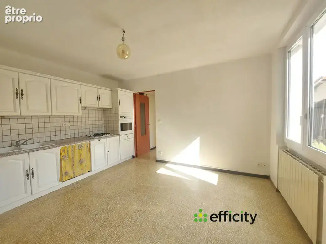 Maison 4 pièces 75 m² à vendre à Chateau-Arnoux-Saint-Auban (04160) - photo 3