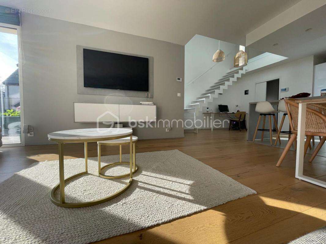 Maison à SAINGHIN-EN-MELANTOIS