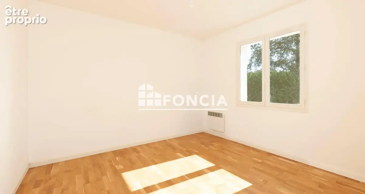  Maison plain-pied 4 chambres - Terrain 1582 m² sans vis-à-vis - Chourié - photo 6