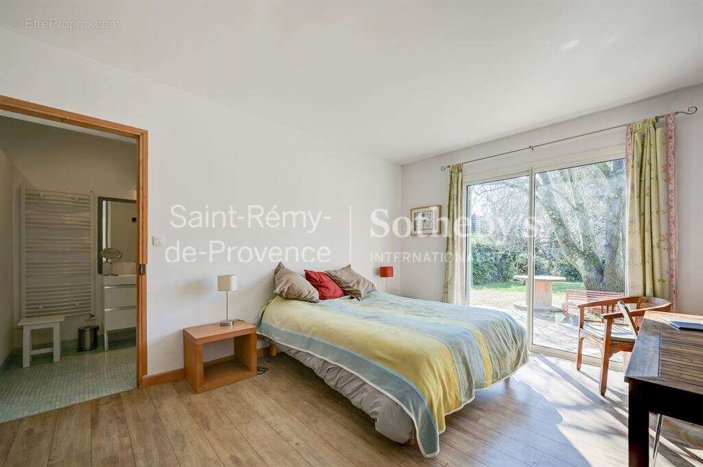 Maison à LES ANGLES