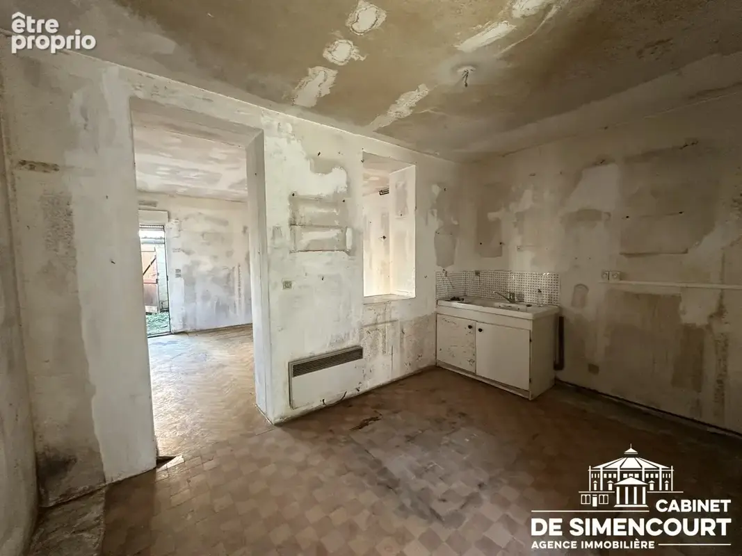 Maison a renover quartier saint-acheul avec 2 chambres et garage - photo 3