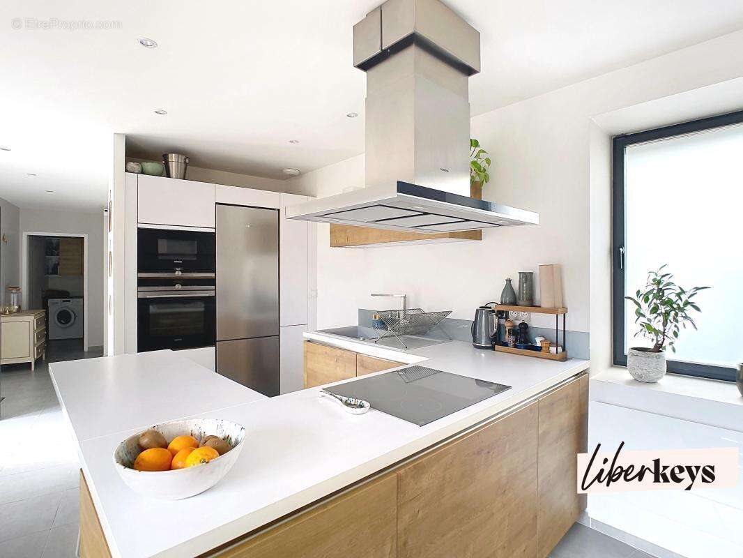 Maison à CAILLOUX-SUR-FONTAINES