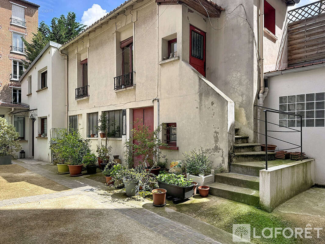 Appartement à FONTENAY-SOUS-BOIS