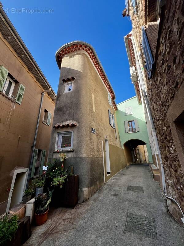 Maison à PIERREFEU-DU-VAR