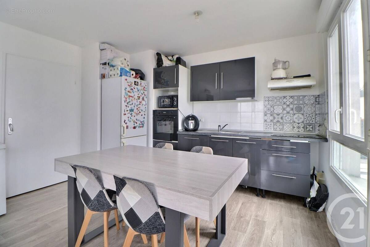 Appartement à AULNAY-SOUS-BOIS