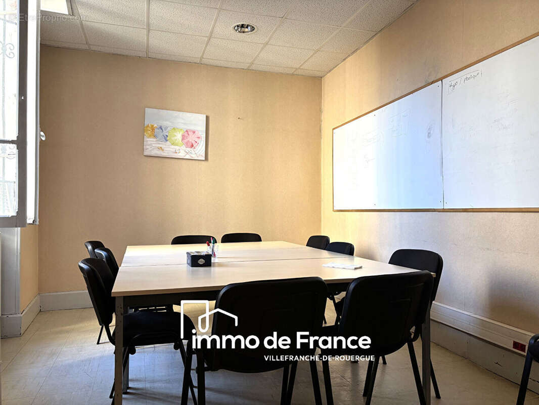Local commercial de 182 m² avec changement de destination possible - photo 8