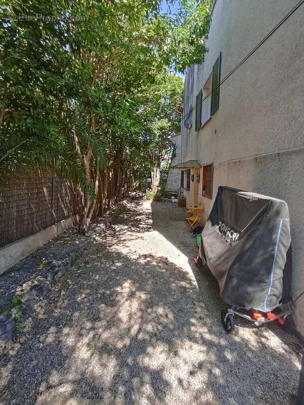 Appartement à LA COLLE-SUR-LOUP