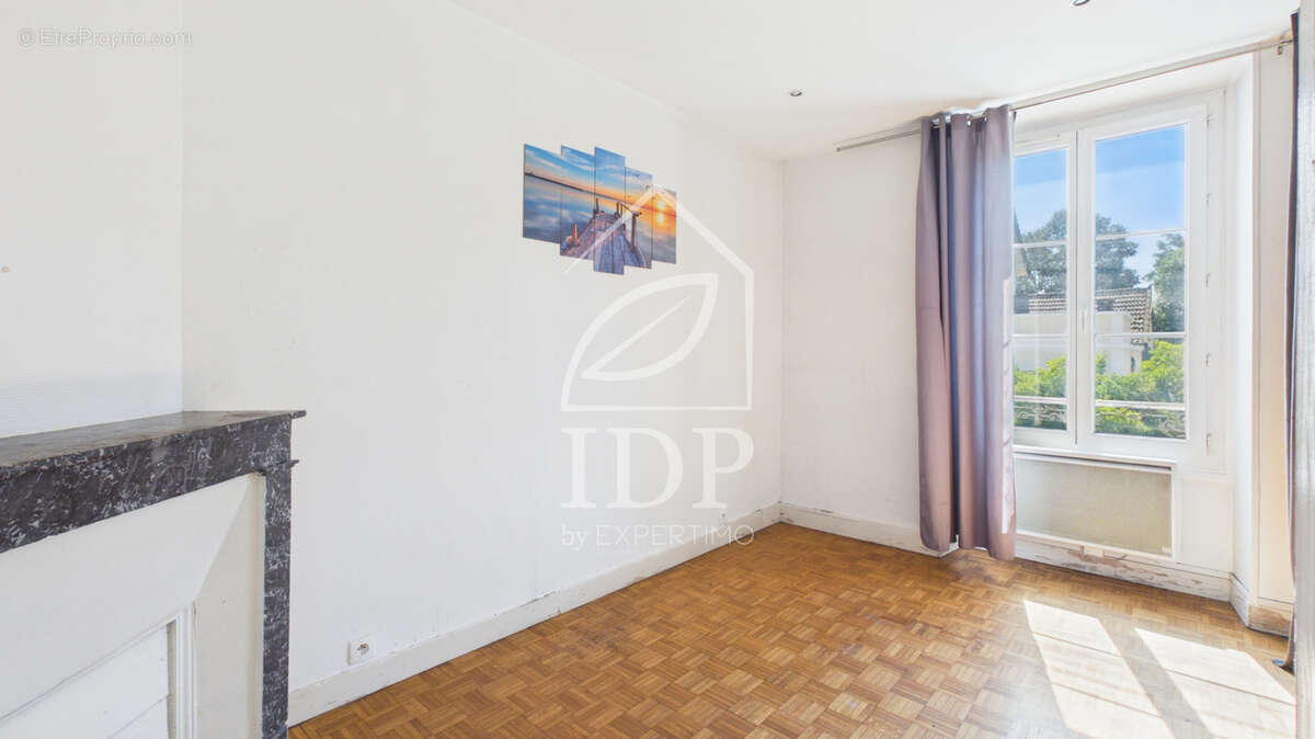 À vendre   Charmant appartement 3 pièces en immeuble meulière   123 500 € FAI - photo 9