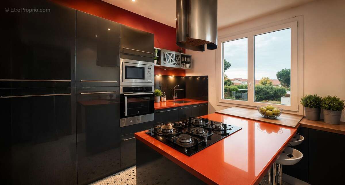 Maison 176 m² à Saint-Georges-De-Didonne  - photo 3