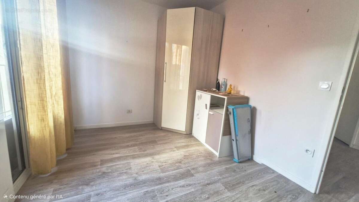 Maison à LA COURNEUVE