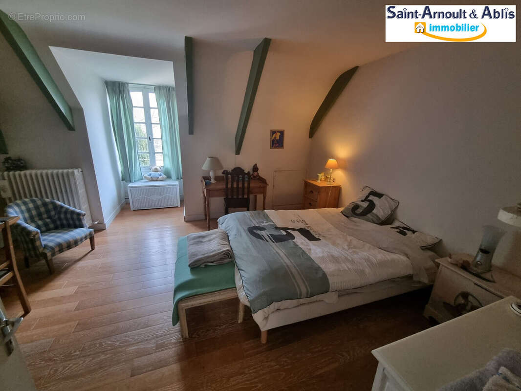 Maison à SAINT-HILARION